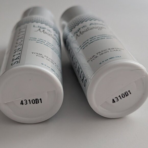 Skin Script Light Aloe Moisturizer 2 oz Hydrated and Protects Lot of 2 SEALED - Picture 5 of 6